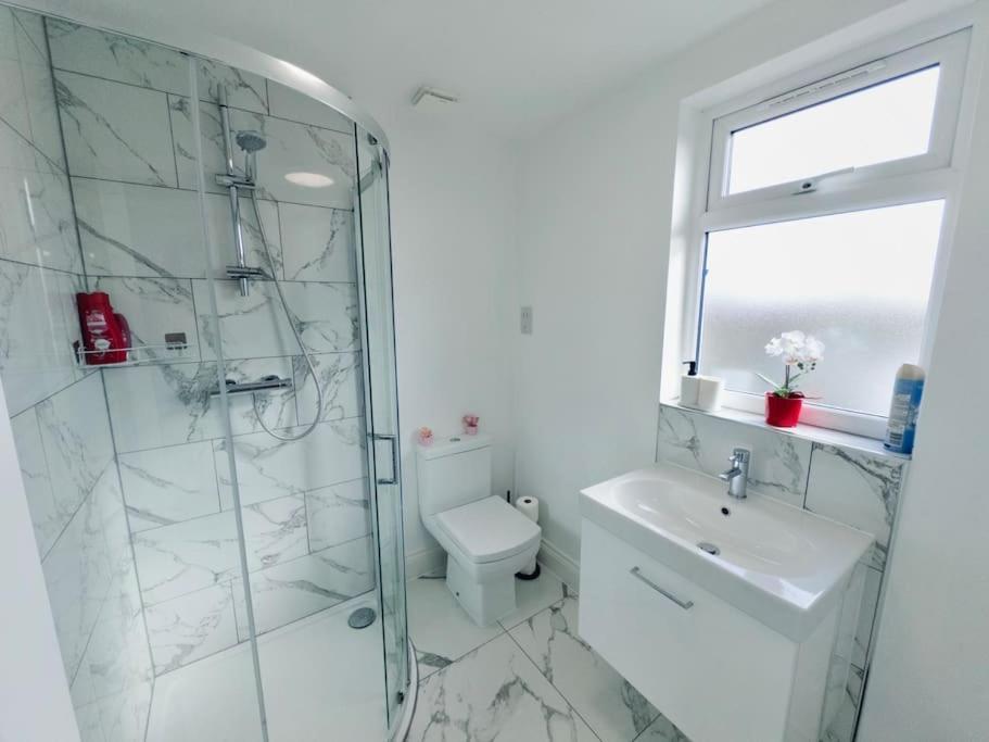 Ideal Studio Loft 30Min To Central Londres Extérieur photo