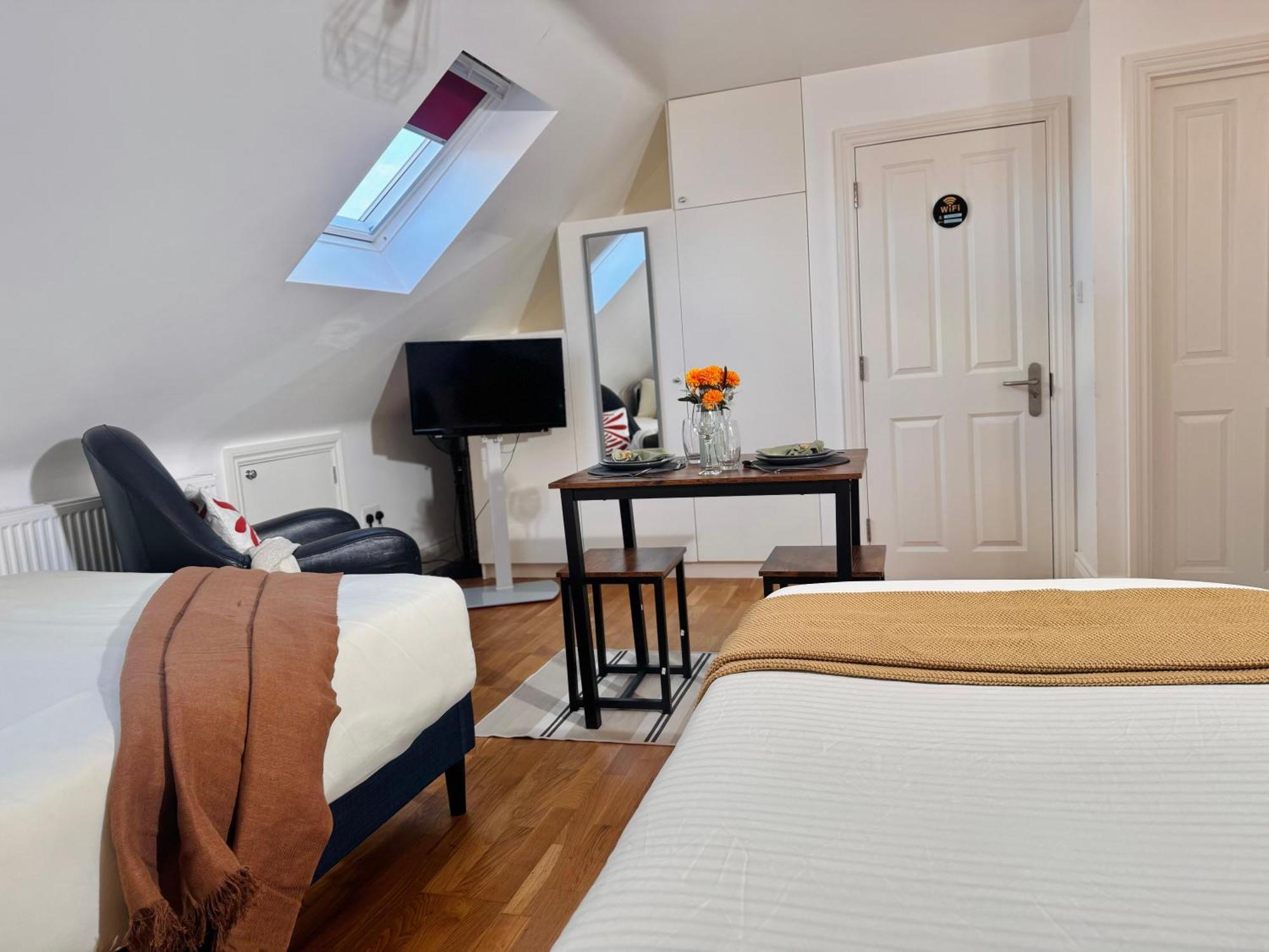 Ideal Studio Loft 30Min To Central Londres Extérieur photo